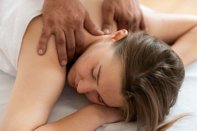 Dlaczego masaż miodem to doskonały wybór?
